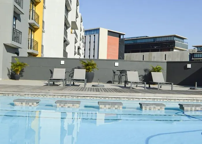Millennial Amplify Comfort, 5 Min Walk To Gateway, Next To Cci And Saunders Park, Free Parking