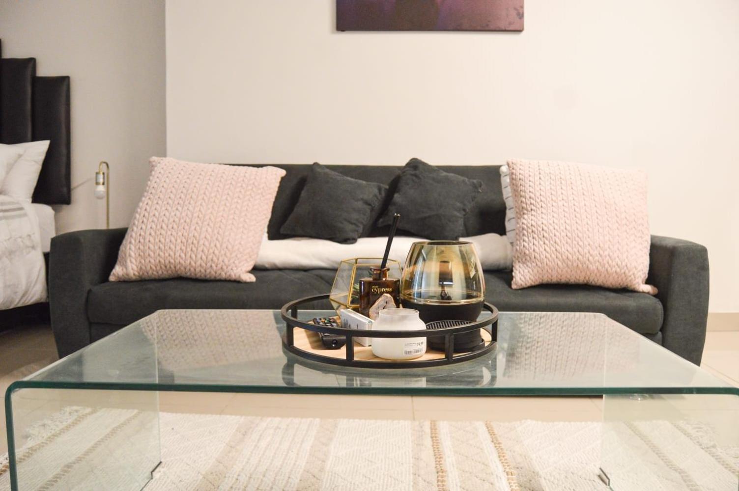 Millennial Amplify Comfort, 5 Min Walk To Gateway, Next To Cci And Saunders Park, Free Parking Apartment